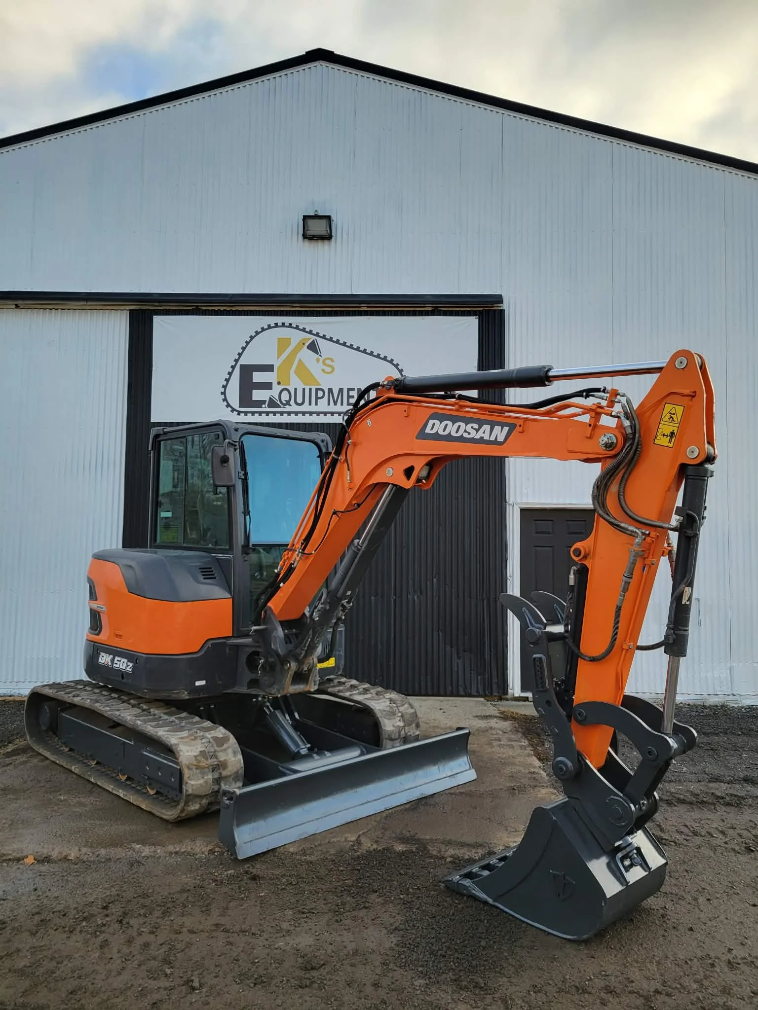2022 Doosan DX50 Excavator 500HRS 1 2022 Doosan DX50 Excavator 500HRS - view 1