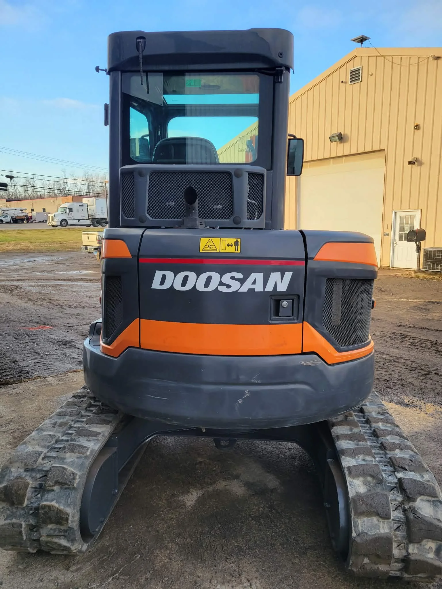 2022 Doosan DX50 Excavator 500HRS 4 2022 Doosan DX50 Excavator 500HRS - view 4