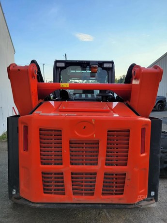 2023 KUBOTA SVL97-2 4 2023 KUBOTA SVL97-2 – rear view